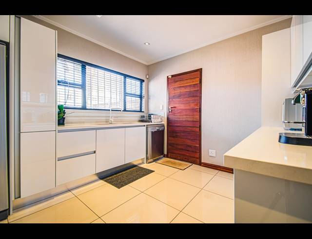 5 BEDROOM HOUSE FOR SALE IN TERENURE